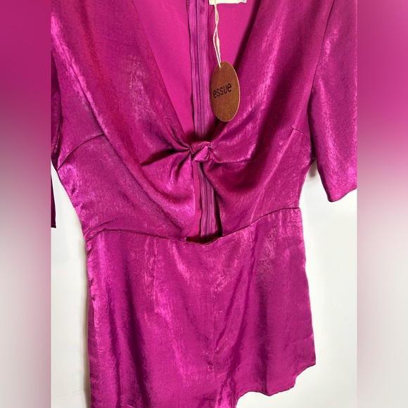 Pink satin sheen silk romper with tie and cutout in front - Picture 3 of 6